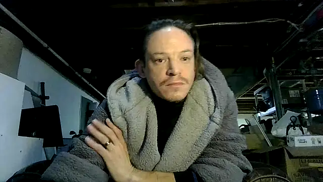 ShadowLove85 online show from 02/12/26, 05:23