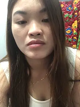 Snapshot of newbaby1 chatting on 02/16/26, 03:10 newbaby1 online show from 02/16/26, 03:10