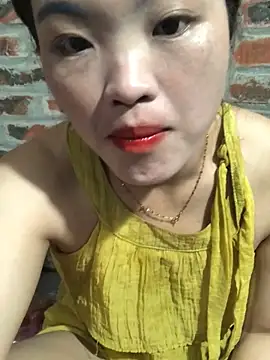 Snapshot of newbaby1 chatting on 03/01/26, 01:27 newbaby1 online show from 03/01/26, 01:27