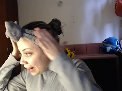 alaina blesssed online show from 02/16/26, 09:45