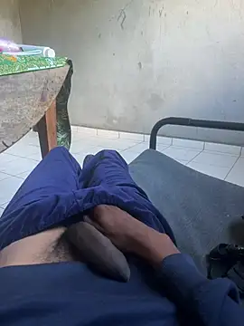 longuebitenoire971 online show from 02/16/26, 12:15