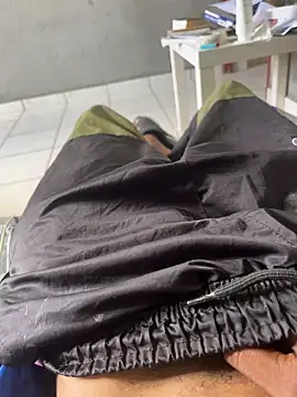 longuebitenoire971 online show from 02/12/26, 02:06