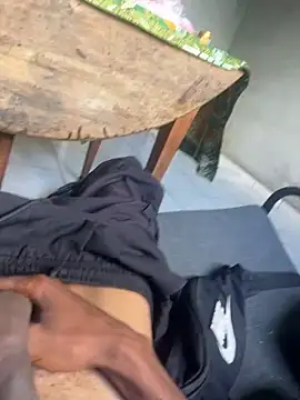 longuebitenoire971 online show from 02/23/26, 02:06