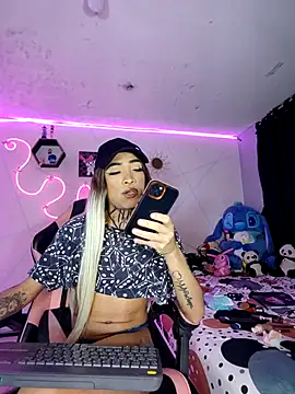 Violeta R  online show from 04/06/26, 04:46