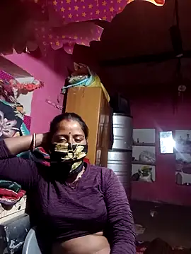 Pallavi hote online show from 02/25/26, 04:51