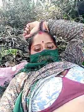 Pallavi hote online show from 02/25/26, 04:34