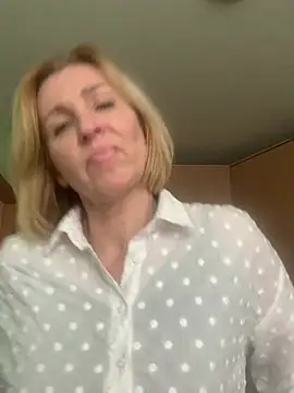 VeltaMur975 online show from 02/26/26, 10:37