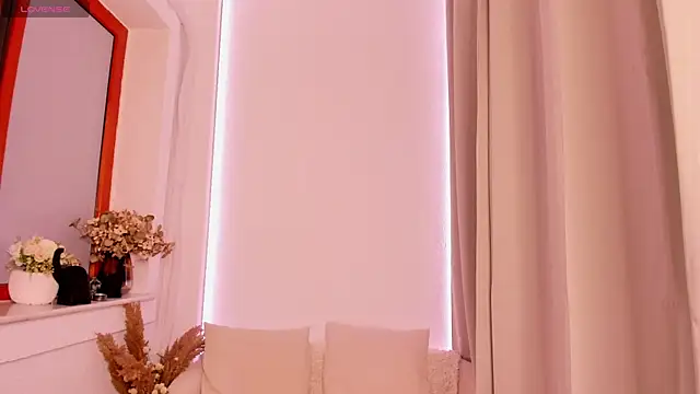 EvaK  online show from 04/09/26, 03:30