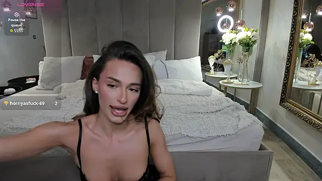 Snapshot of EvaK_ chatting on 02/23/26, 04:58 EvaK online show from 02/23/26, 04:58