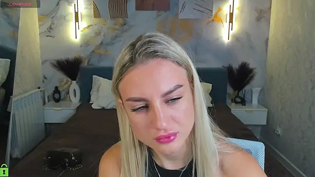 Silen Tori online show from 07/16/26, 01:13