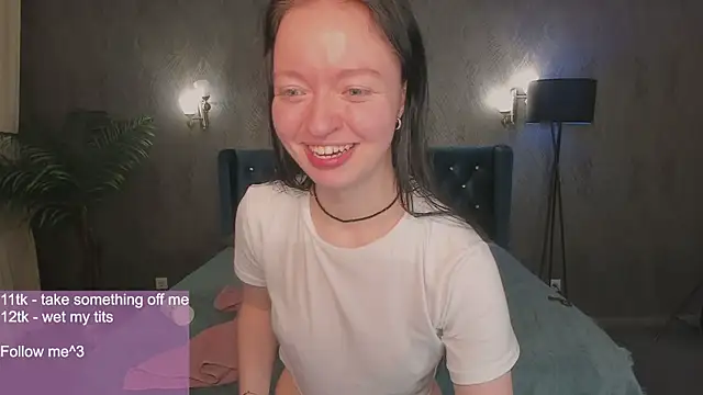 Snapshot of casey_blush chatting on 02/27/26, 07:35 casey blush online show from 02/27/26, 07:35