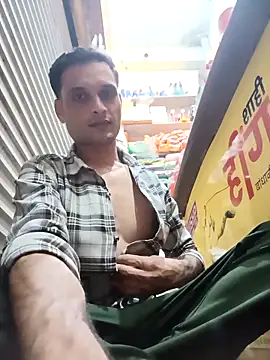 Beinghorny83 online show from 02/12/26, 06:29