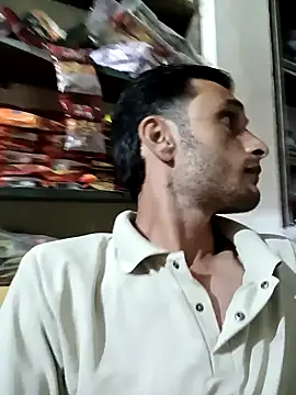 Beinghorny83 online show from 02/18/26, 03:08