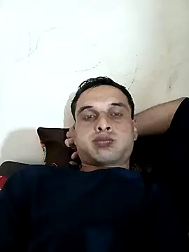 Beinghorny83 online show from 02/11/26, 09:31