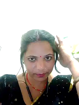 Snapshot of karishma_Bhabhi chatting on 02/13/26, 05:13 karishma Bhabhi online show from 02/13/26, 05:13