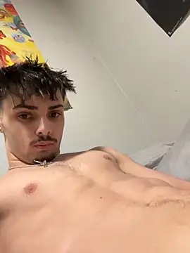 Snapshot of benriskey12 chatting on 02/11/26, 09:31 benriskey12 online show from 02/11/26, 09:31