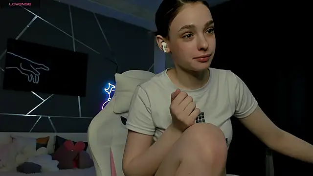 naomi reiss online show from 05/26/26, 01:26