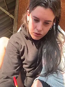 Snapshot of fairy_bell chatting on 02/17/26, 01:14 fairy bell online show from 02/17/26, 01:14