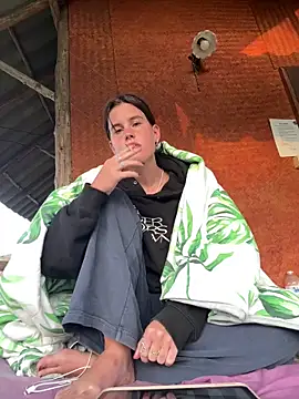 Snapshot of fairy_bell chatting on 02/18/26, 12:52 fairy bell online show from 02/18/26, 12:52