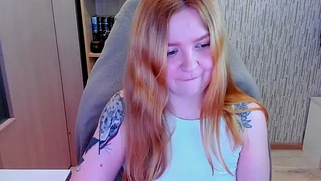 Snapshot of AnitaXVine chatting on 04/26/26, 06:38 AnitaXVine online show from 04/26/26, 06:38