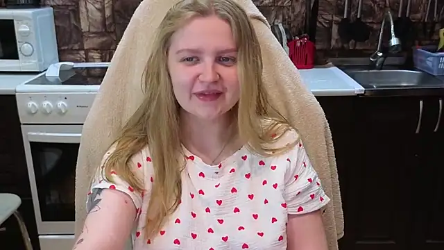 AnitaXVine online show from 06/15/26, 07:57