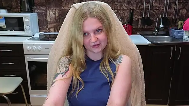 AnitaXVine online show from 06/17/26, 07:46