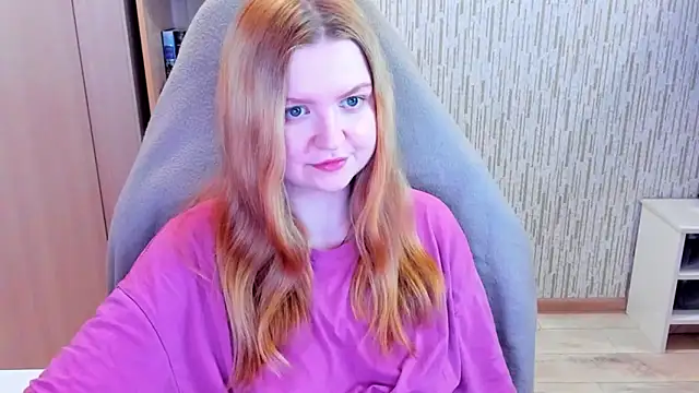 Snapshot of AnitaXVine chatting on 05/13/26, 08:05 AnitaXVine online show from 05/13/26, 08:05