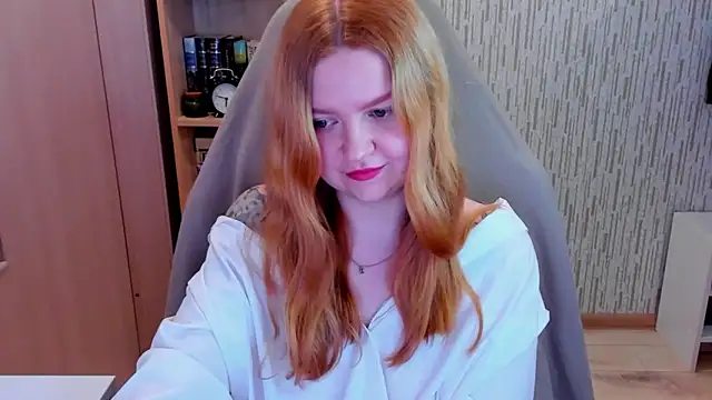 AnitaXVine online show from 04/19/26, 05:47