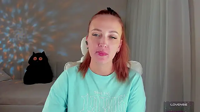 she wolf online show from 04/30/26, 05:53