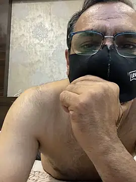 maleattention online show from 04/08/26, 05:03