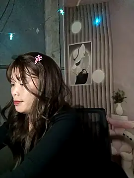 Snapshot of Girl-crazy1 chatting on 02/22/26, 01:13 Girl-crazy1 online show from 02/22/26, 01:13