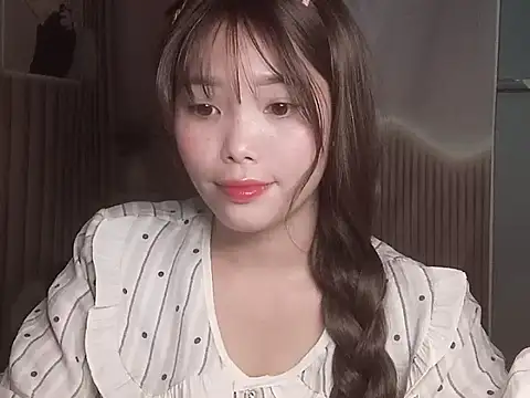 Snapshot of Girl-crazy1 chatting on 02/24/26, 02:29 Girl-crazy1 online show from 02/24/26, 02:29