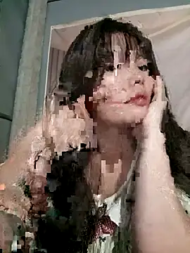 Snapshot of Girl-crazy1 chatting on 02/15/26, 12:11 Girl-crazy1 online show from 02/15/26, 12:11