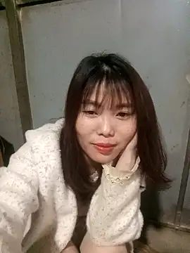 Girl-crazy1 online show from 03/17/26, 12:41