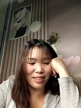 Snapshot of Girl-crazy1 chatting on 02/18/26, 02:02 Girl-crazy1 online show from 02/18/26, 02:02