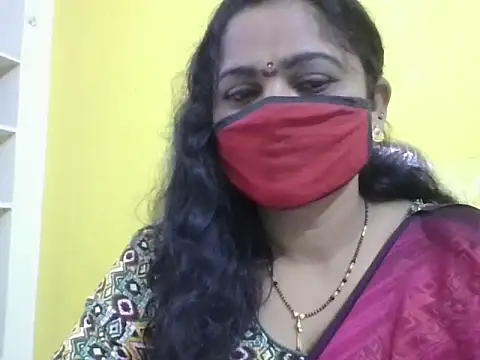 anu-reddyy online show from 03/25/26, 04:34