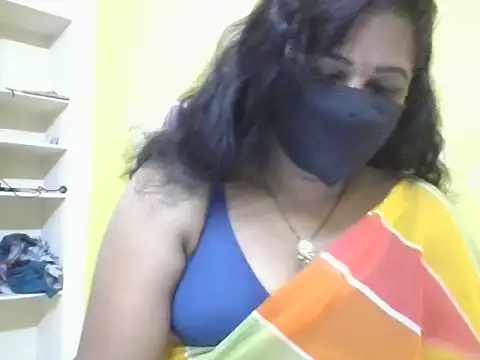 anu-reddyy online show from 06/20/26, 04:50