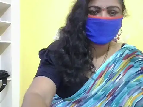 anu-reddyy online show from 04/03/26, 04:41