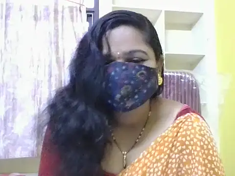 anu-reddyy online show from 03/18/26, 03:53