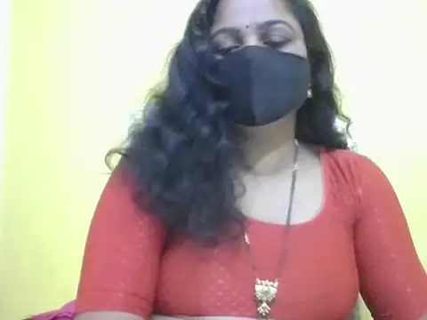 anu-reddyy online show from 04/29/26, 05:11