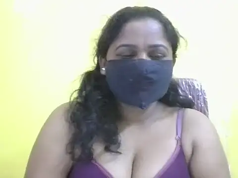 anu-reddyy online show from 06/29/26, 07:37