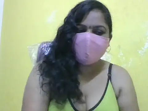 anu-reddyy online show from 05/12/26, 05:26