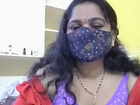 anu-reddyy online show from 03/23/26, 04:23