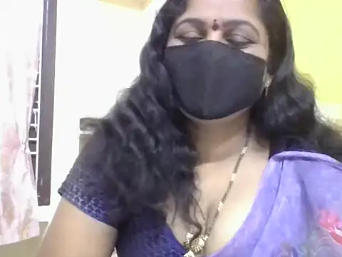 anu-reddyy online show from 04/22/26, 09:16