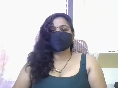 anu-reddyy online show from 04/14/26, 04:50