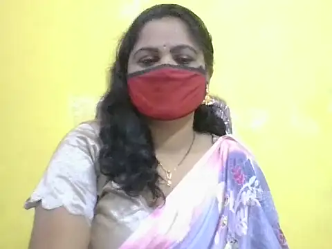 anu-reddyy online show from 03/26/26, 04:33