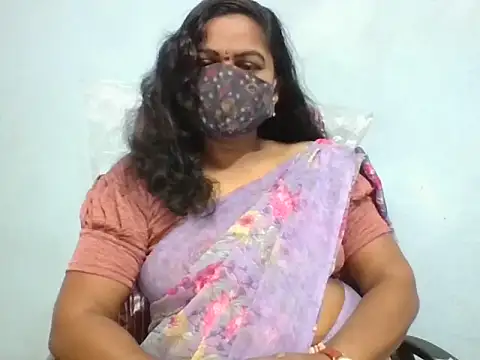 anu-reddyy online show from 03/09/26, 04:16