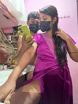 Zoya Hottest online show from 04/15/26, 06:23