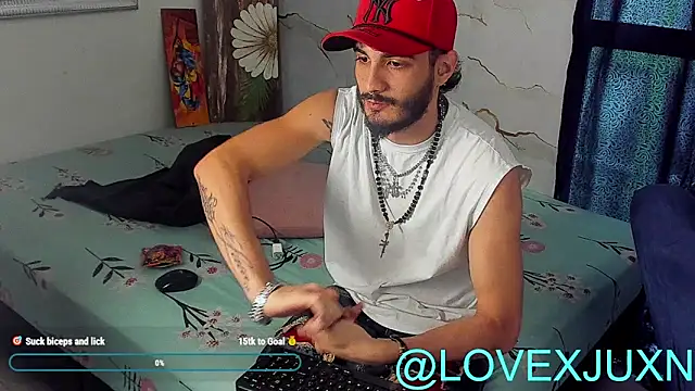 LovexJuxn8 online show from 03/13/26, 08:14