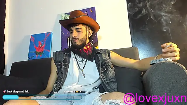 LovexJuxn8 online show from 03/03/26, 07:32